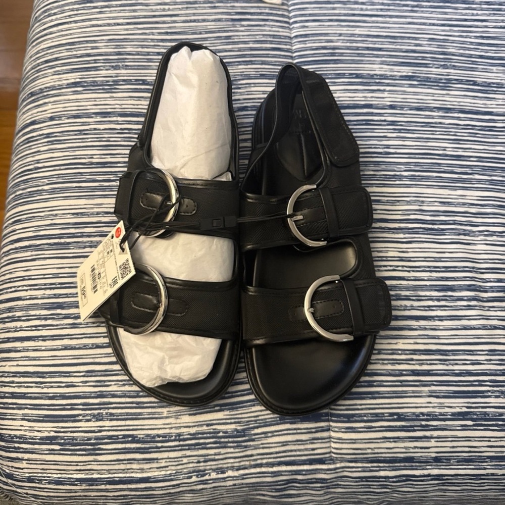 Zara Black Buckle Sandals